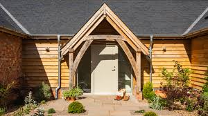 How a Porch Made By Experts Helps In Creating the Perfect First Impression